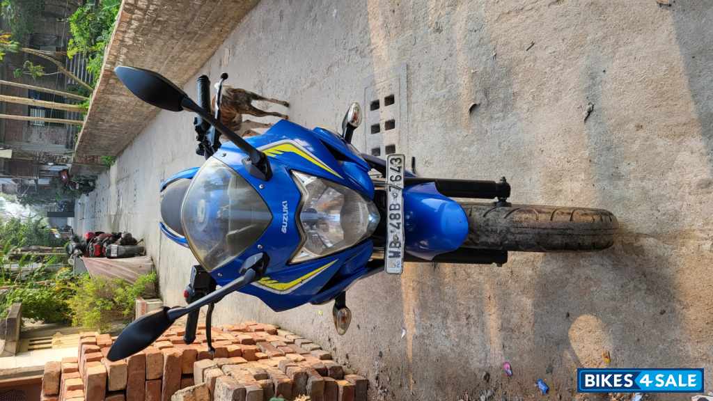 Met. Triton Blue Suzuki Gixxer SF Moto GP