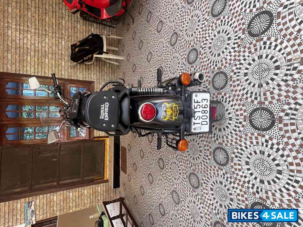 Royal Enfield Meteor 350 Supernova