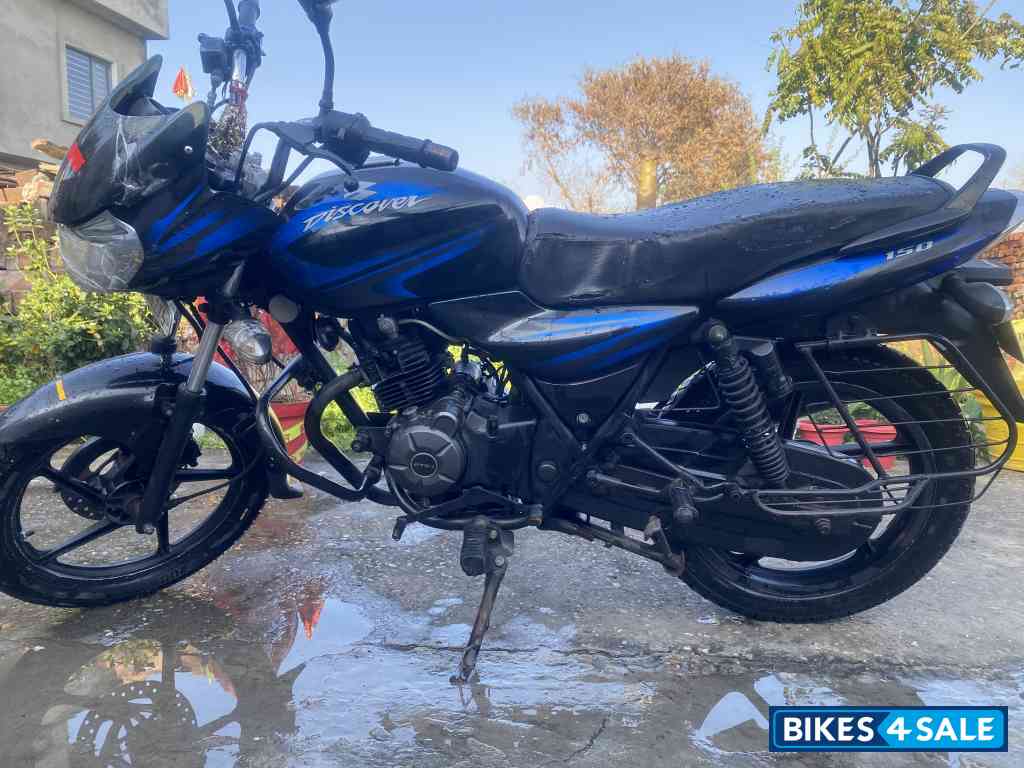 Black Blue Bajaj Discover DTSi 150 Black Blue Bajaj Discover DTSi 150
