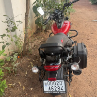 Red Bajaj Avenger Street 160 BS6