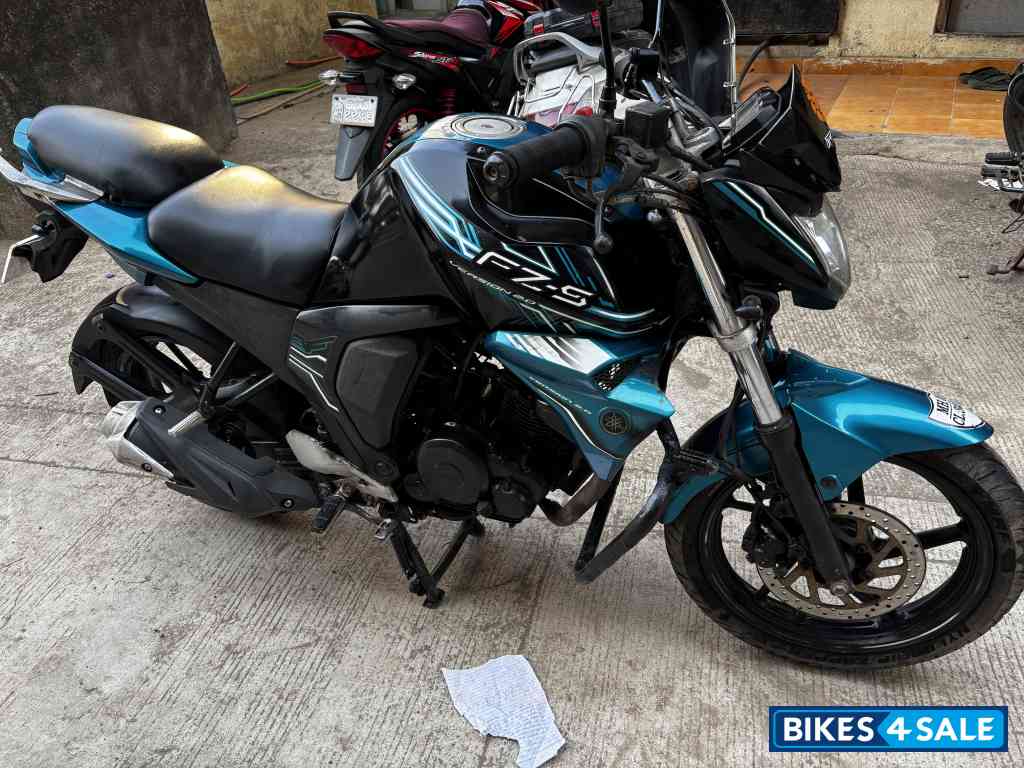 Yamaha FZ-S FI V2