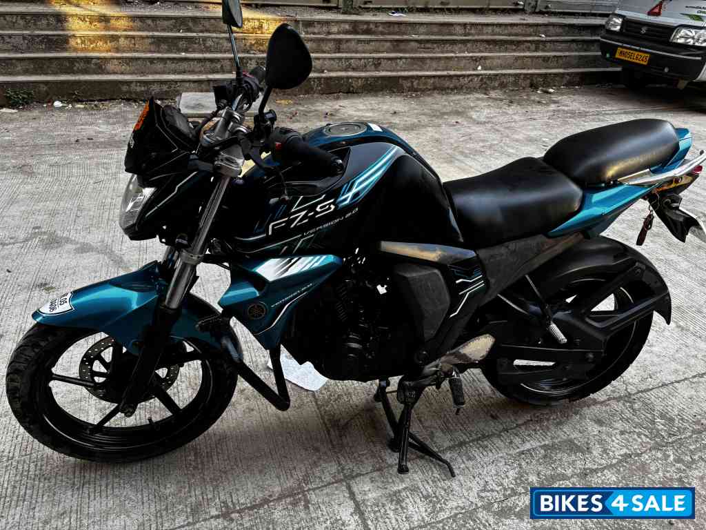 Yamaha FZ-S FI V2