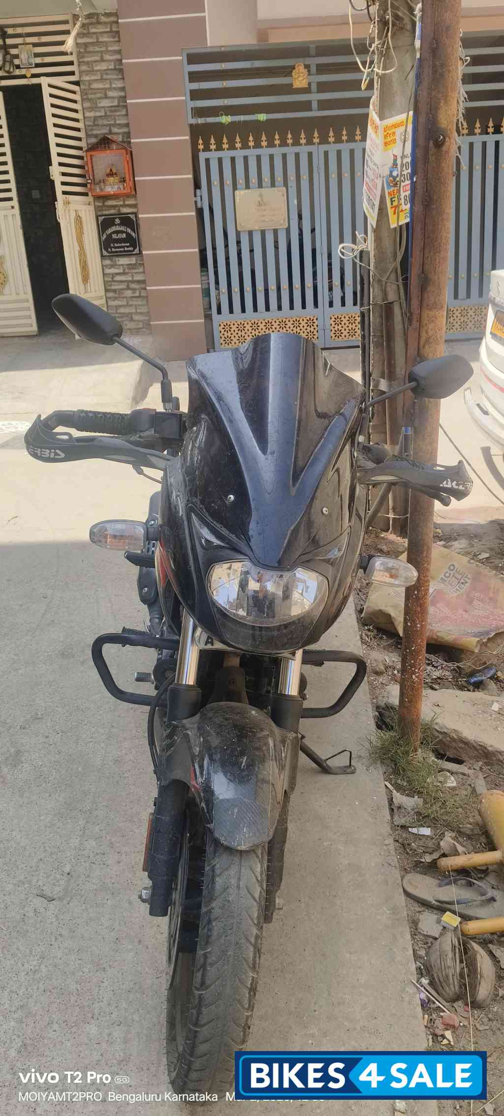 Sparkling Met Bajaj Pulsar 150 Twin Disc BS6