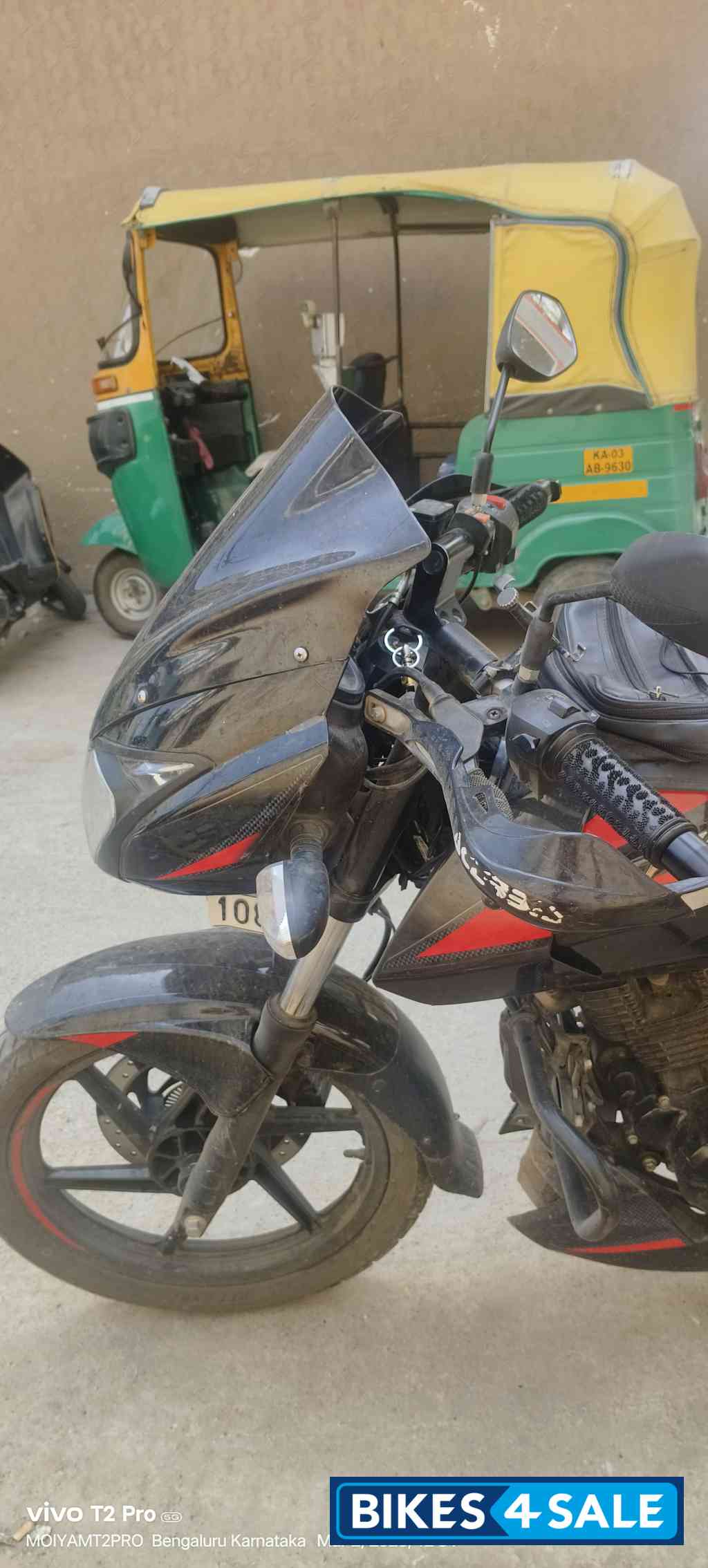 Sparkling Met Bajaj Pulsar 150 Twin Disc BS6