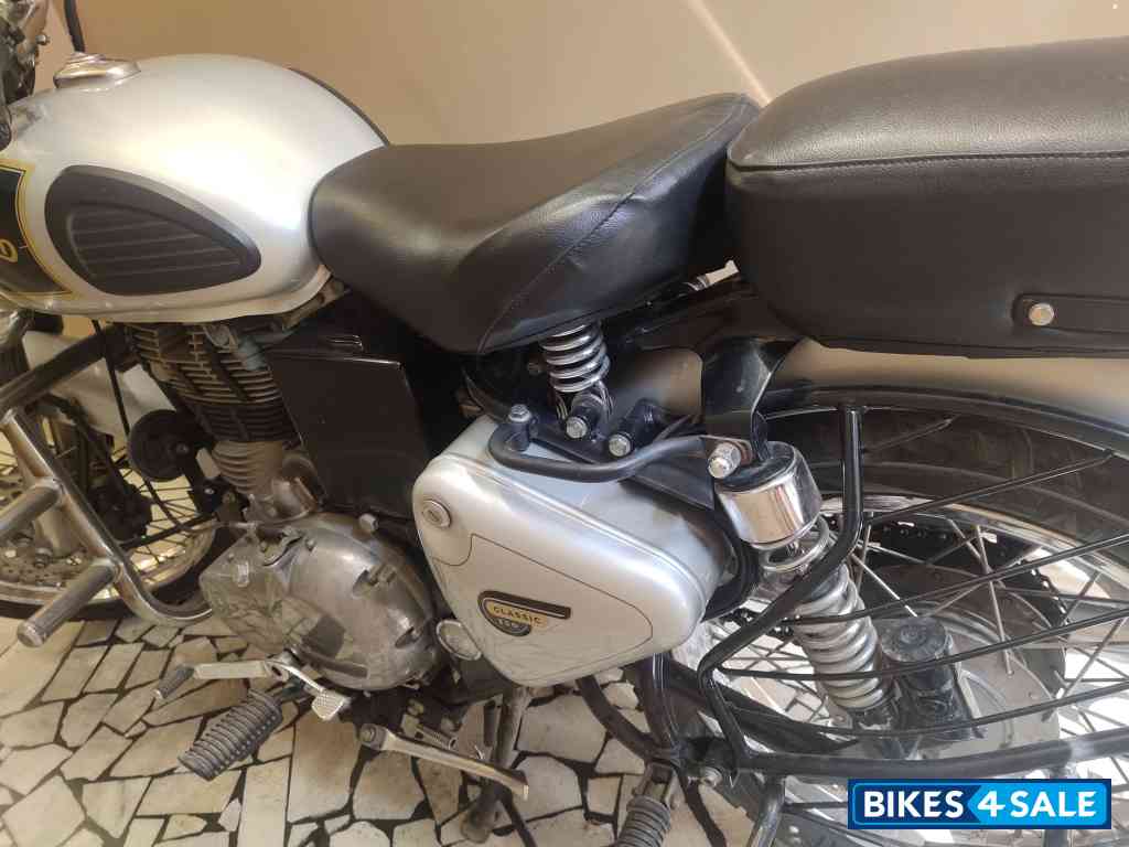 Grey Royal Enfield Bullet 350