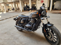 Forest Green Yezdi Roadster Dual Tone