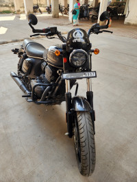 Forest Green Yezdi Roadster Dual Tone