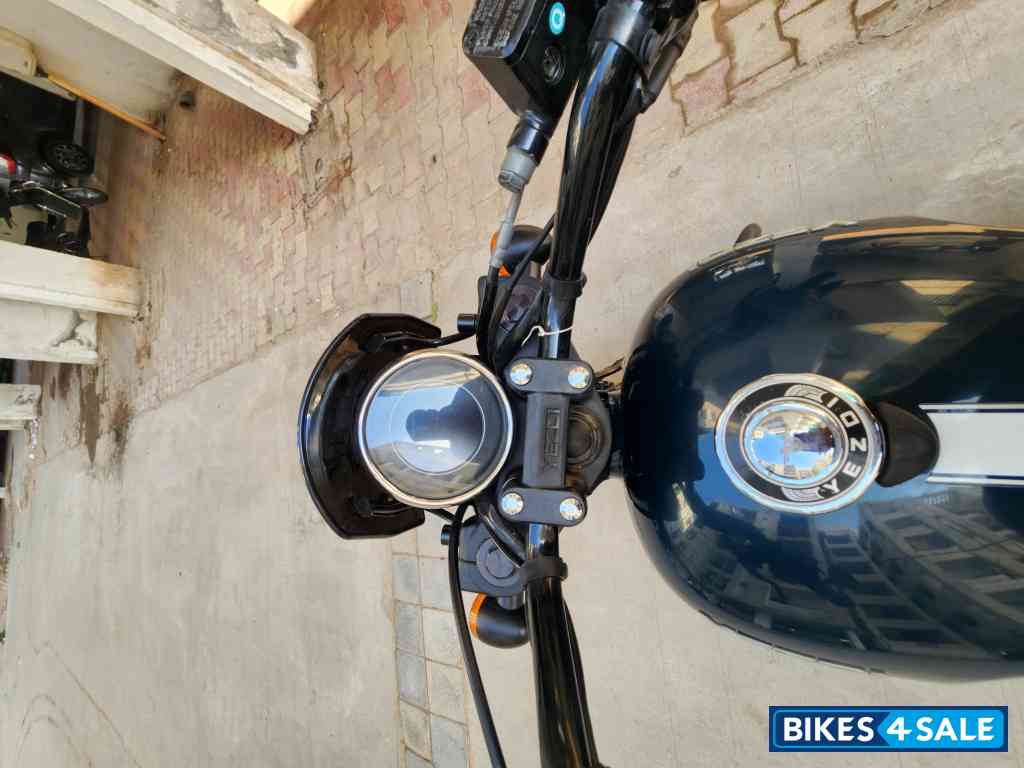 Forest Green Yezdi Roadster Dual Tone