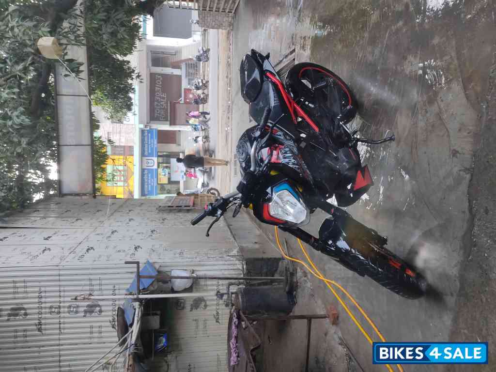 KTM Duke 200 ABS KTM Duke 200 ABS