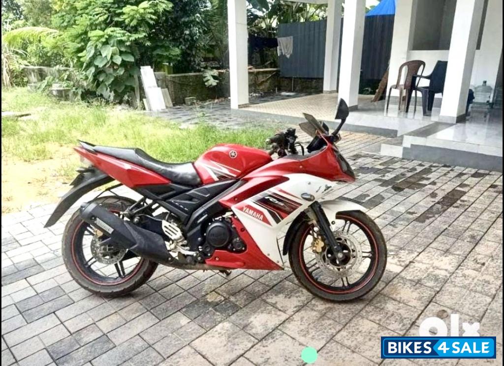 Yamaha YZF R1S