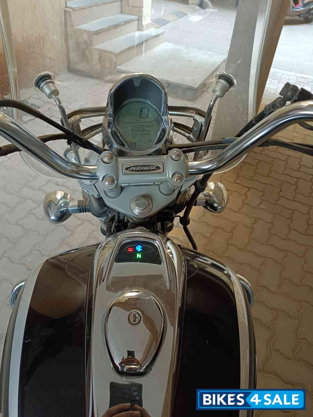 Bajaj Avenger Cruise 220 Bajaj Avenger Cruise 220