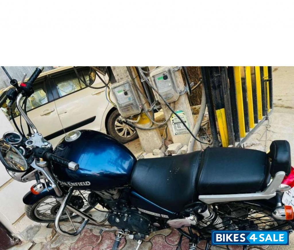 Marine Blue Royal Enfield Thunderbird 350