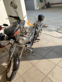Bajaj Avenger Cruise 220 BS6