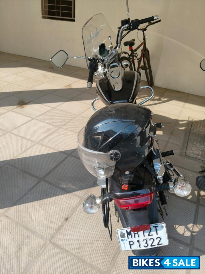 Bajaj Avenger Cruise 220 BS6