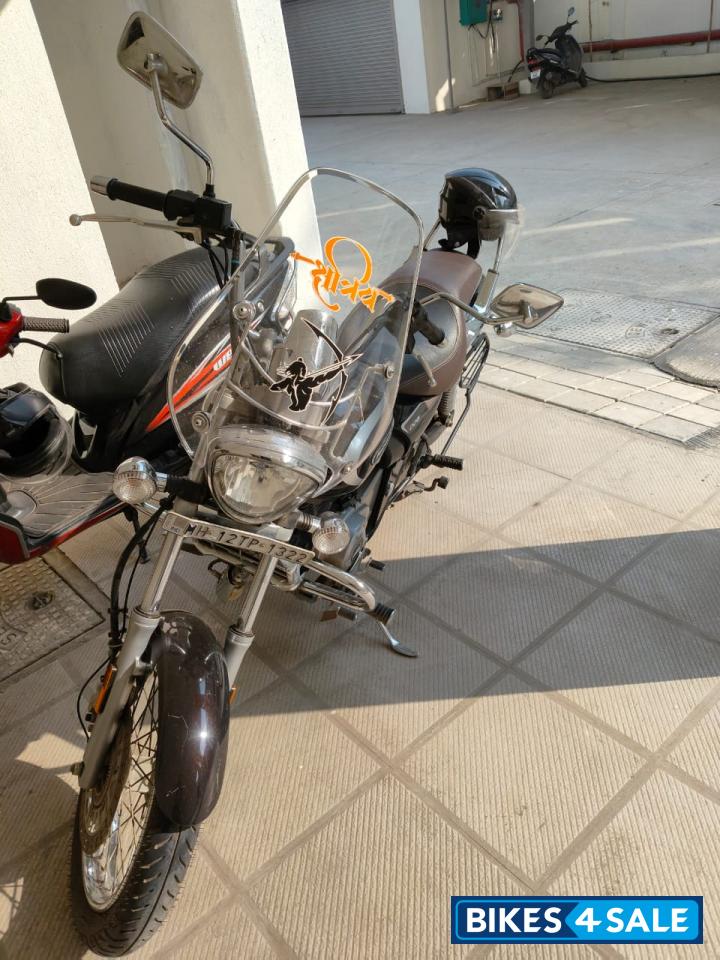 Bajaj Avenger Cruise 220 BS6