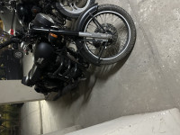 Royal Enfield Classic Stealth Black