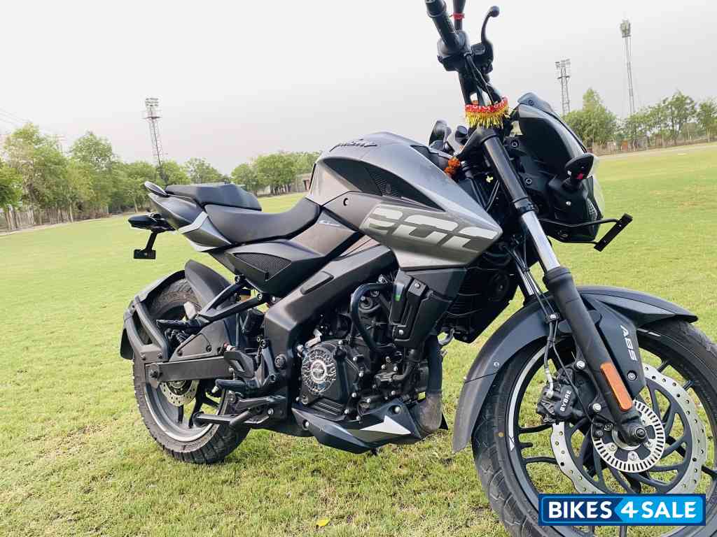 Bajaj Pulsar NS 200 BS6