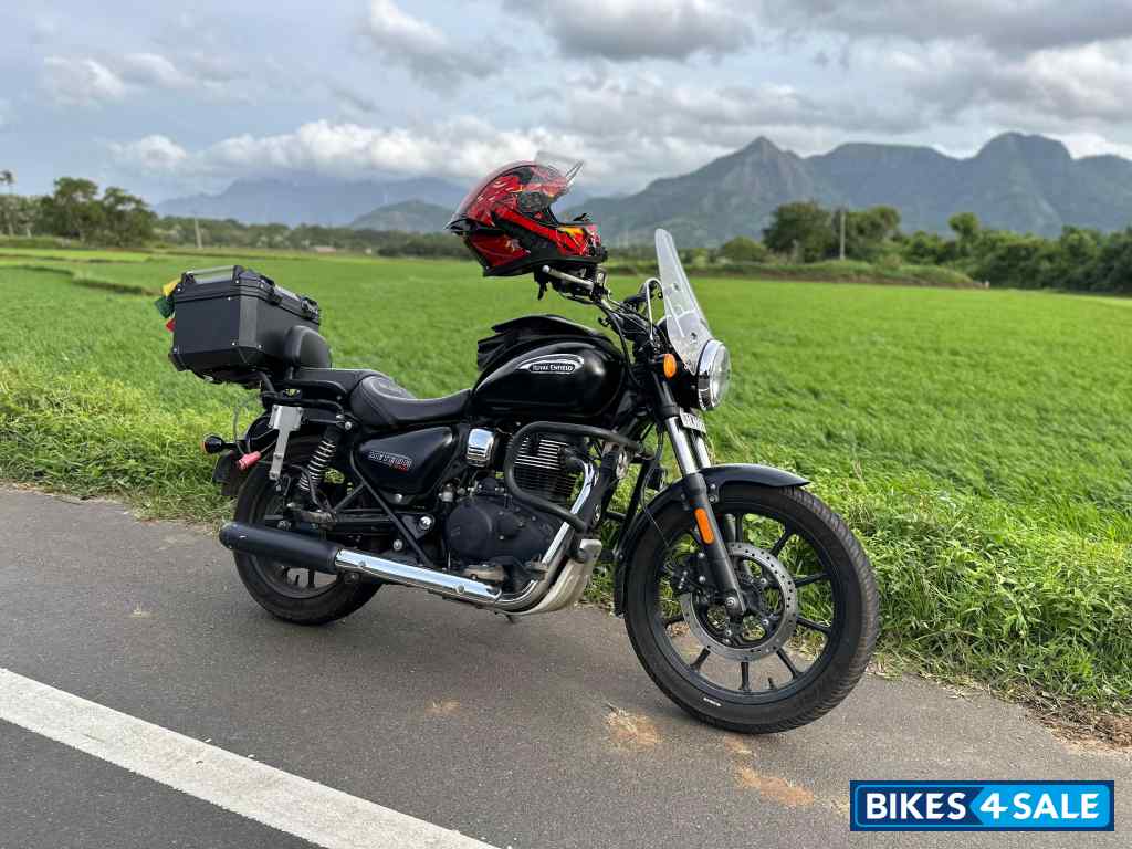 Royal Enfield Meteor 350 Stellar