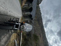 Royal Enfield Meteor 350 Stellar