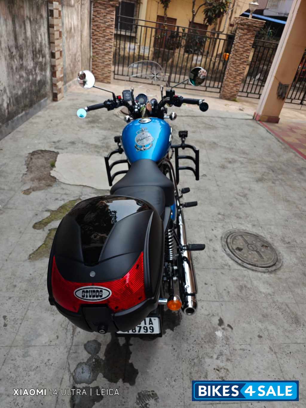 Blue Royal Enfield Meteor 350 Supernova