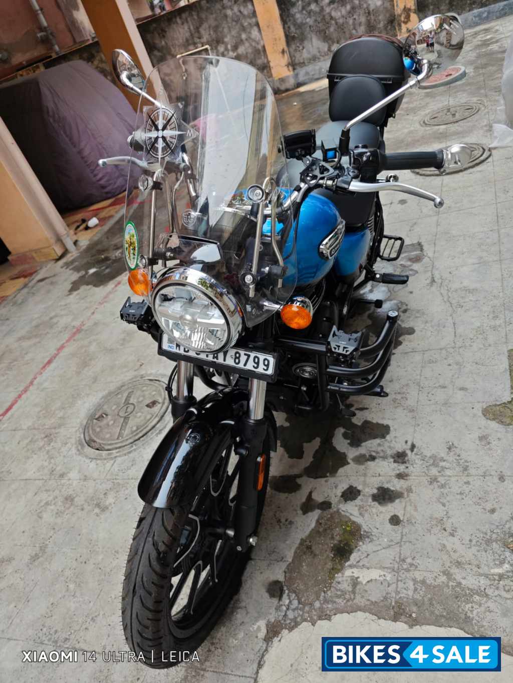 Blue Royal Enfield Meteor 350 Supernova
