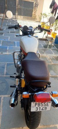 Royal Enfield 2023 Interceptor 650
