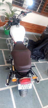 Royal Enfield 2023 Interceptor 650