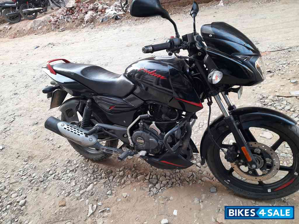 Bajaj Pulsar 150 BS6