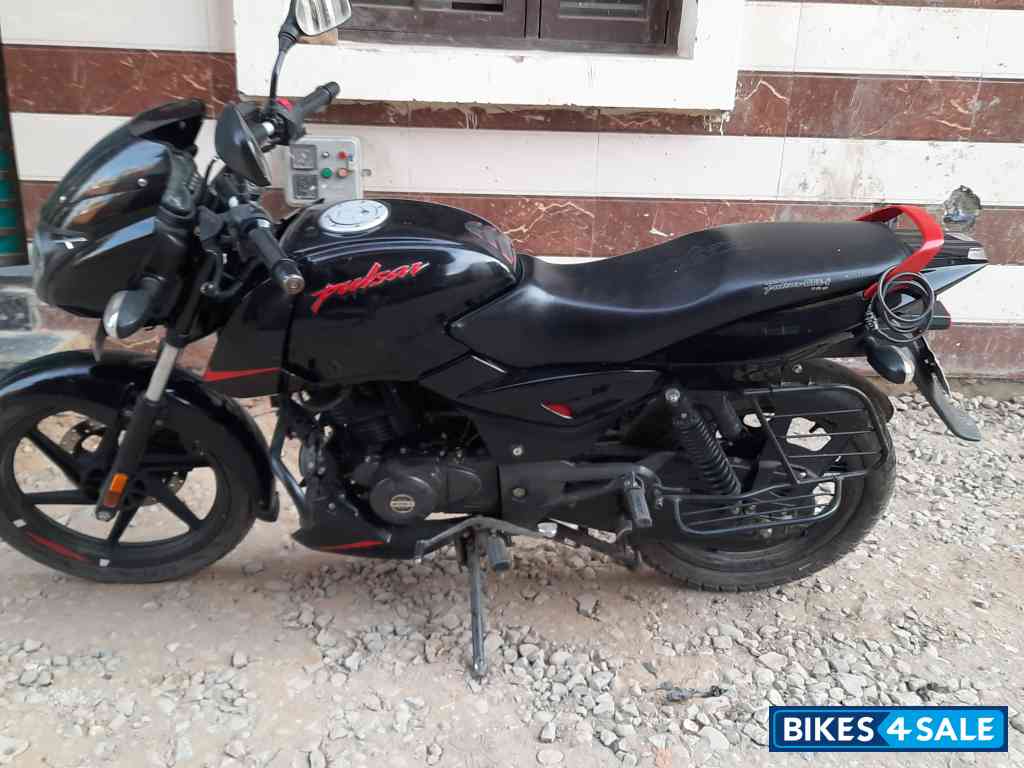 Bajaj Pulsar 150 BS6
