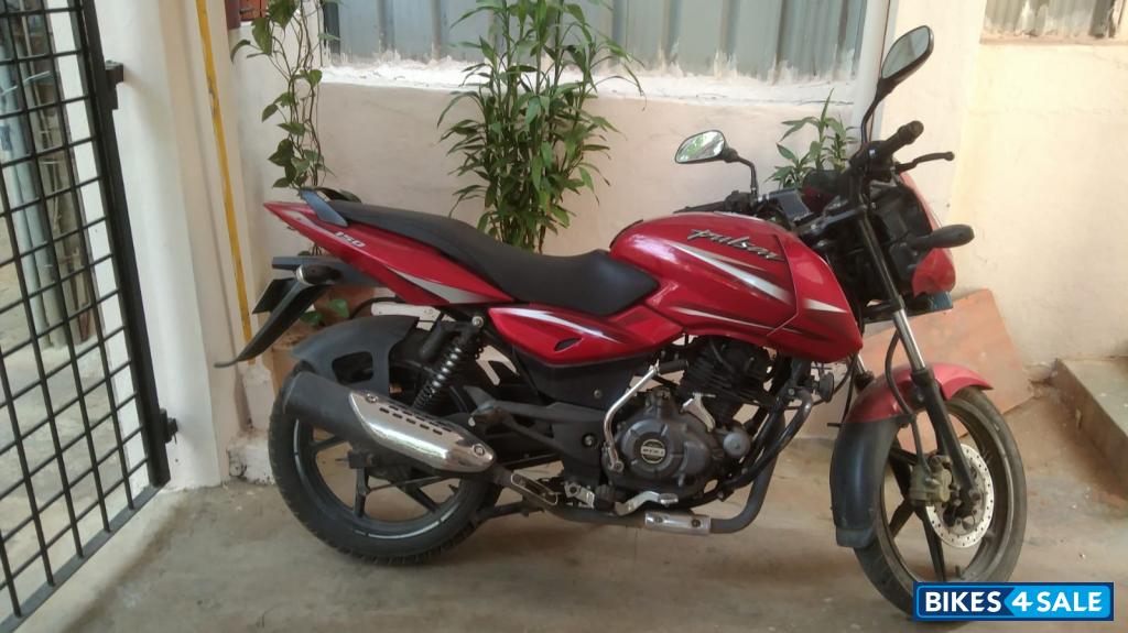Red Bajaj Pulsar 150 DTSi Red Bajaj Pulsar 150 DTSi