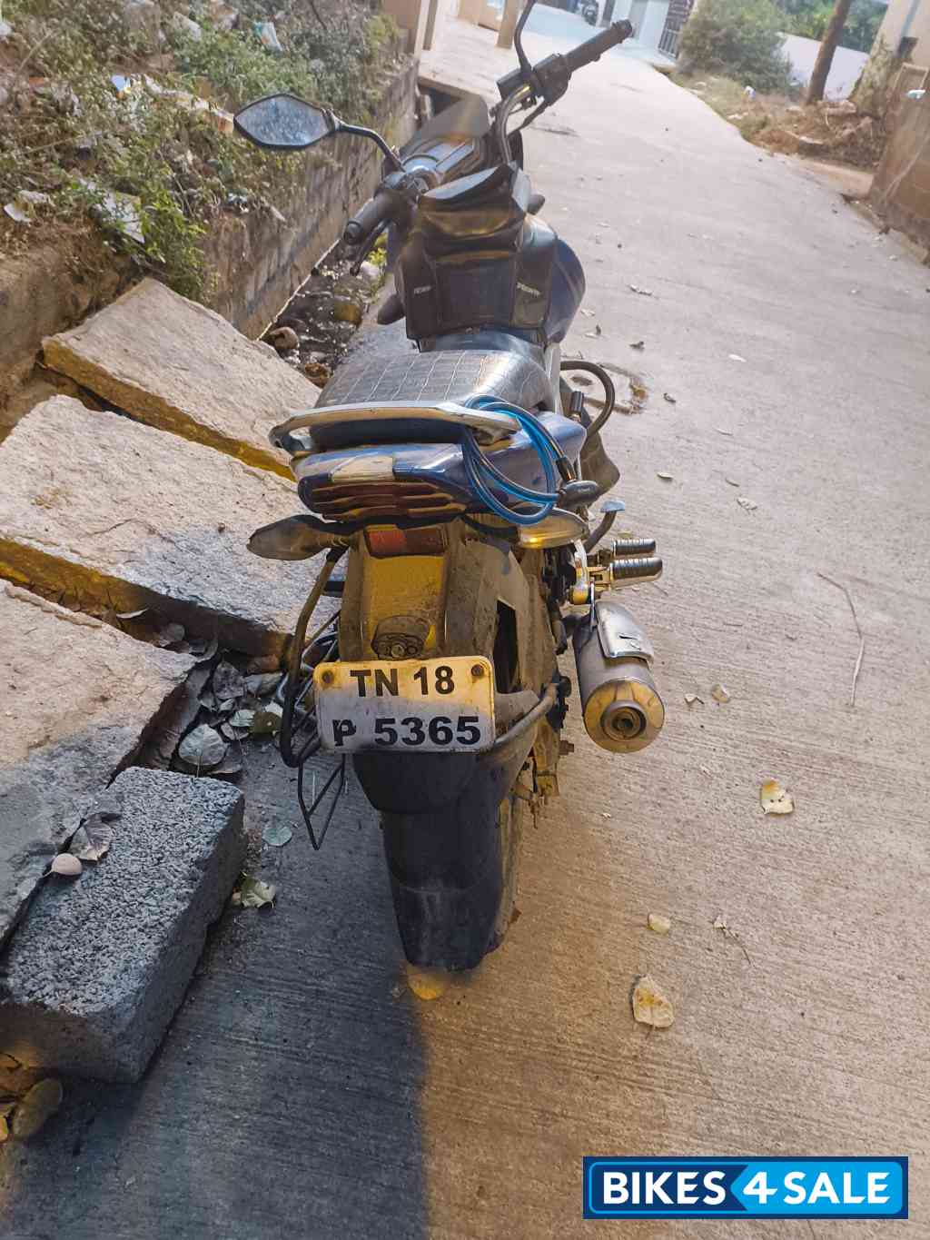 Bajaj Discover 125 ST Bajaj Discover 125 ST