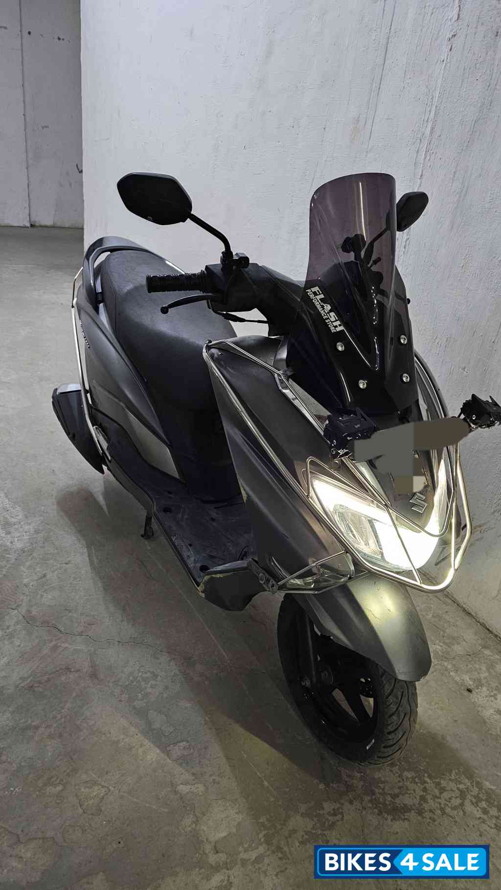Suzuki Burgman Street