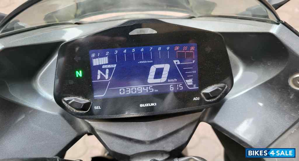 Black Suzuki Gixxer SF 250 BS6