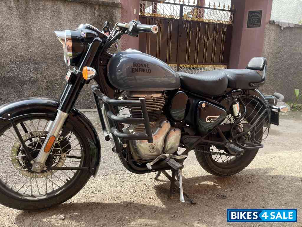 Royal Enfield Classic 350 Single Channel BS6