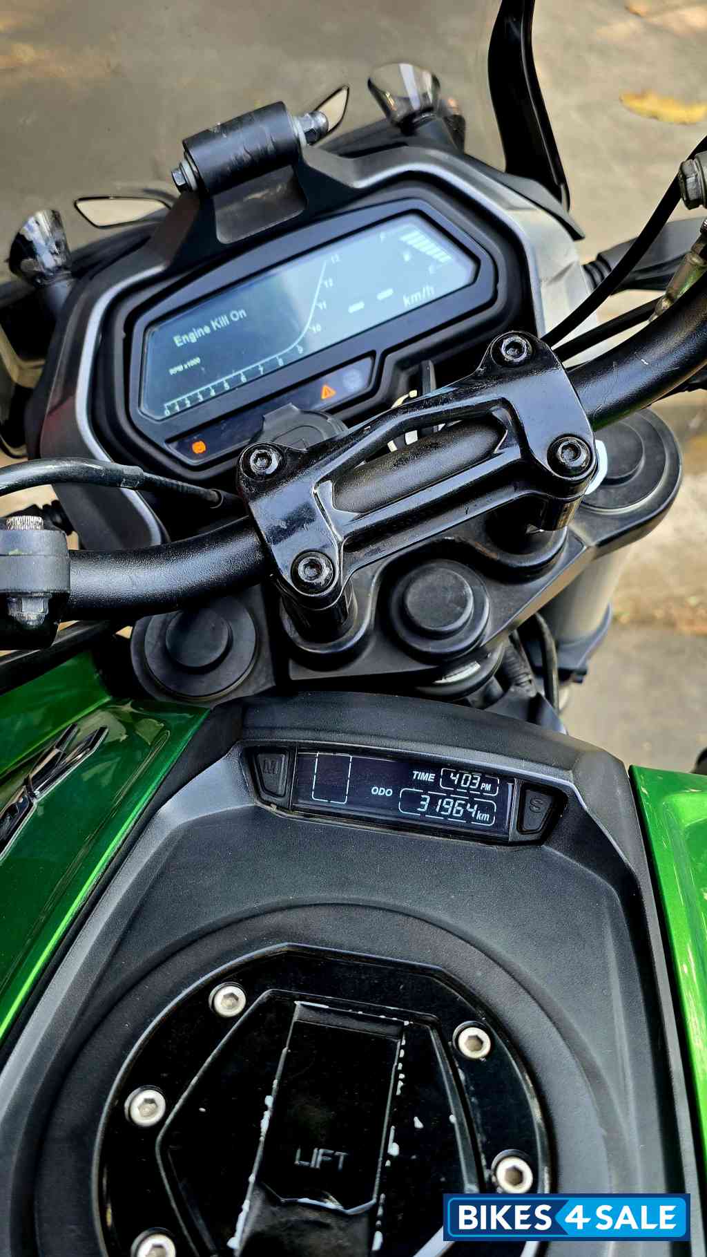Bajaj Dominar 400 ABS BS6