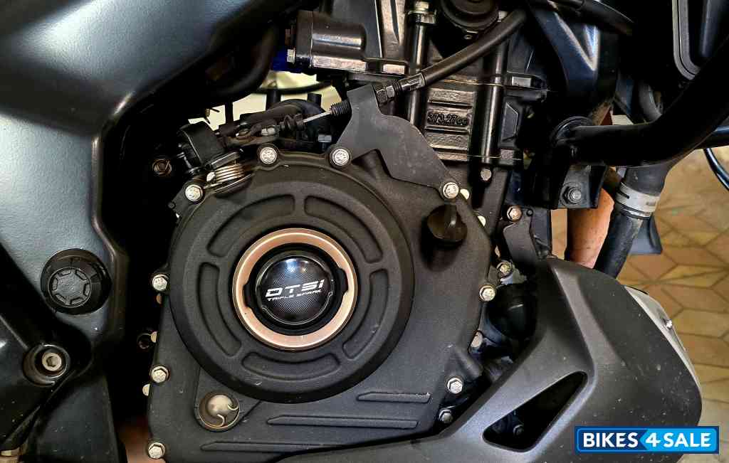 Bajaj Dominar 400 ABS BS6