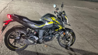 Honda CB Hornet 160R