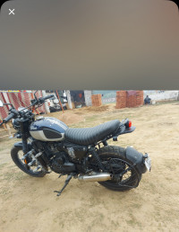 Mid Night Blue Yezdi Scrambler Dual Tone