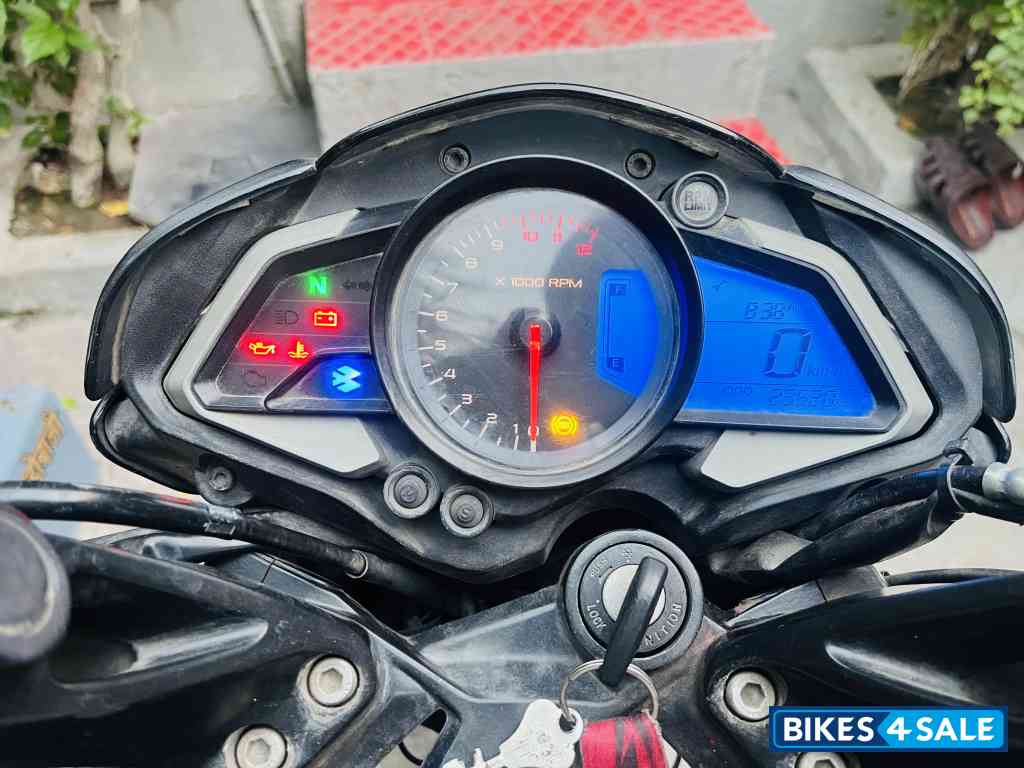 Bajaj Pulsar 200 NS