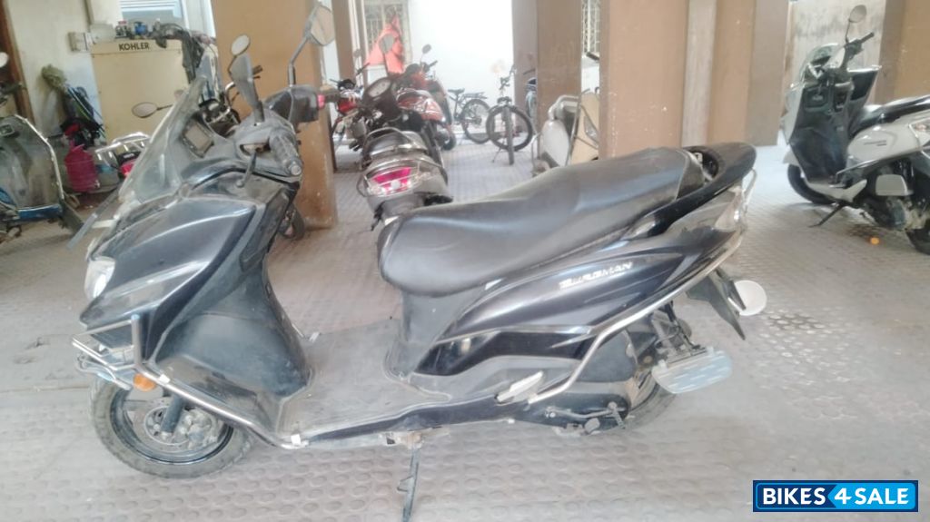 Suzuki Burgman Street Standard Edition