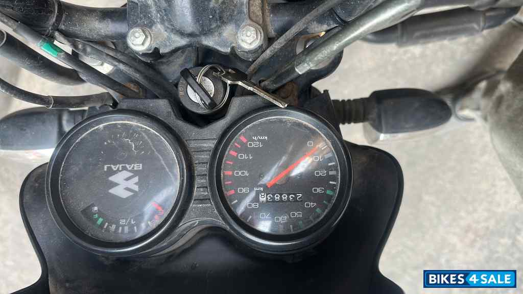 Bajaj CT 125X