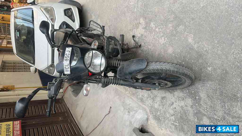 Bajaj CT 125X