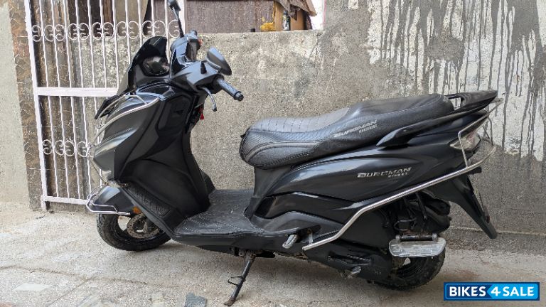 Matte Black Suzuki Burgman Street Bluetooth Enabled