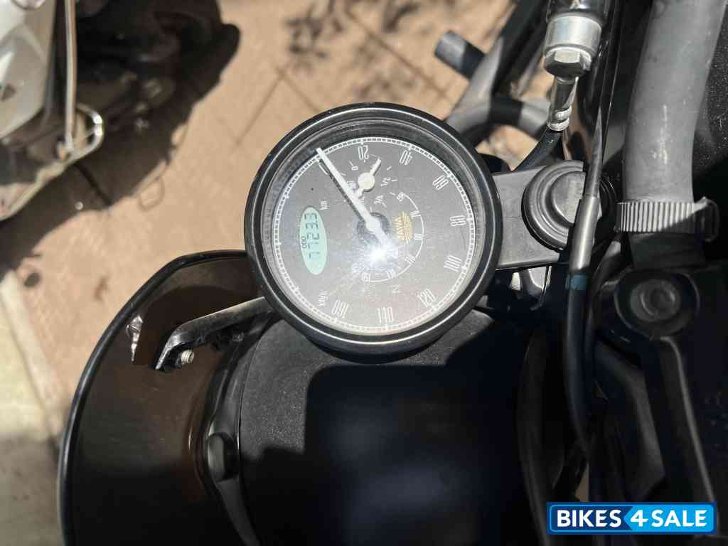 Jawa 42 Dual Channel ABS AllStar Black