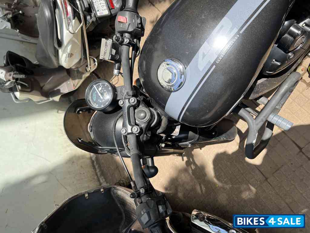 Jawa 42 Dual Channel ABS AllStar Black