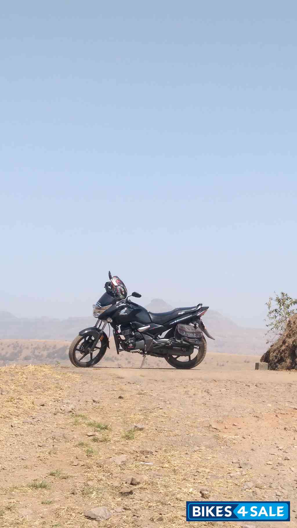 Black Honda CB Unicorn Black Honda CB Unicorn