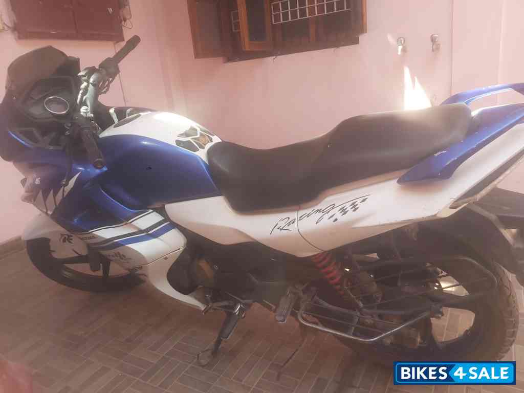 Blue And White Hero Karizma ZMR