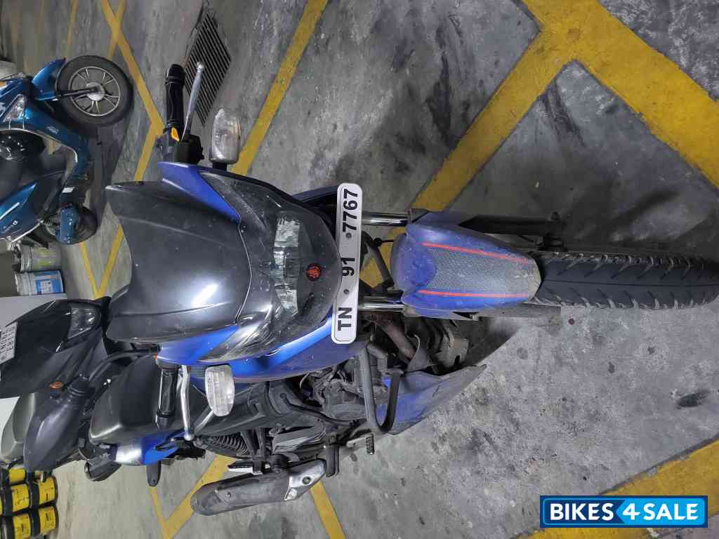 Blue TVS Apache RTR 160