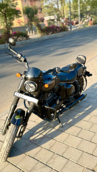 Yezdi Roadster Chrome