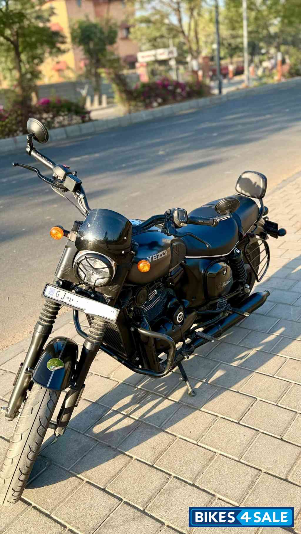 Yezdi Roadster Chrome